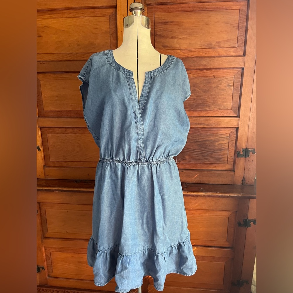 Bb Dakota Into the Indigo chambray dress